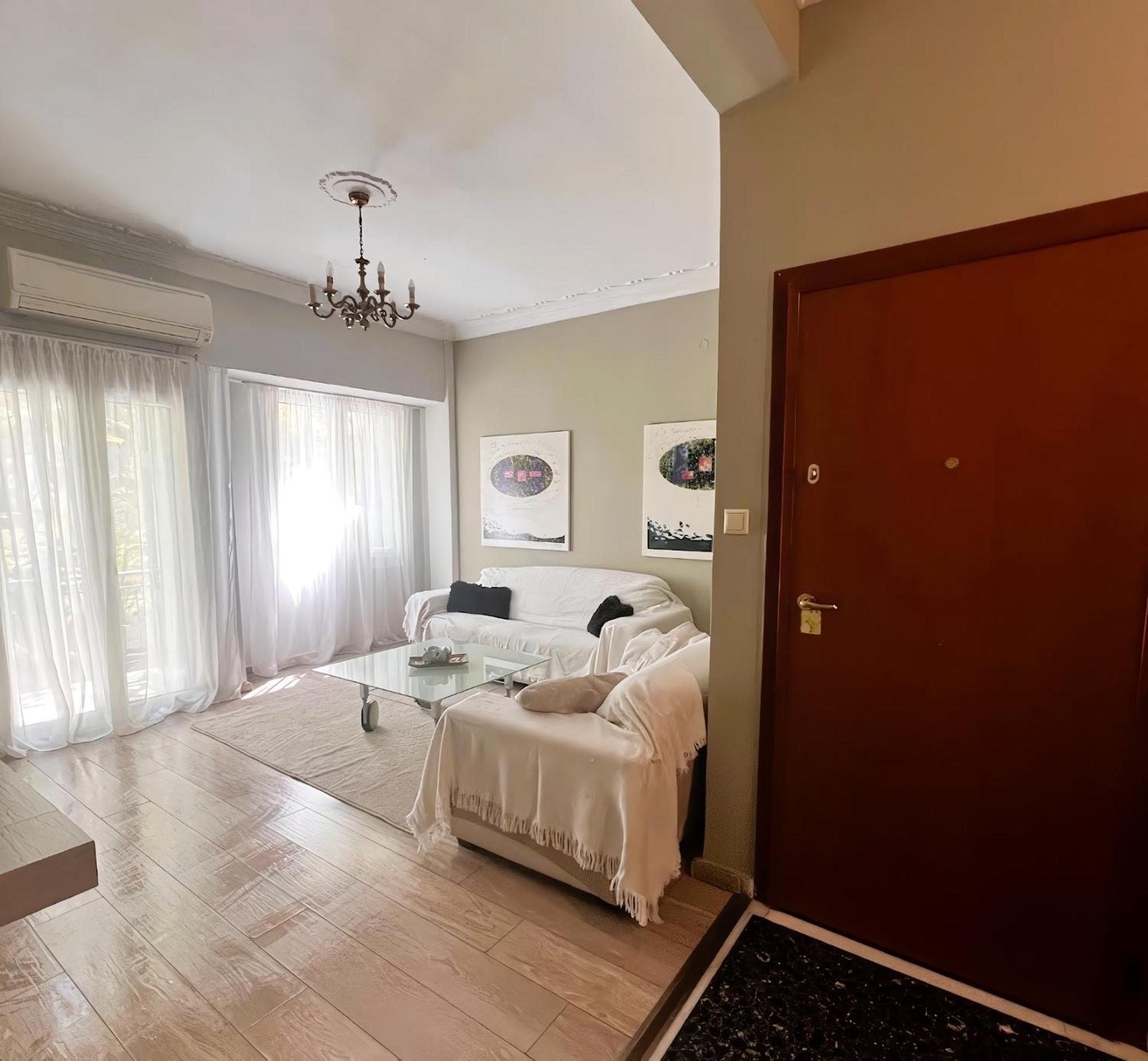 2 Bedrooms Center Apart Патра Экстерьер фото