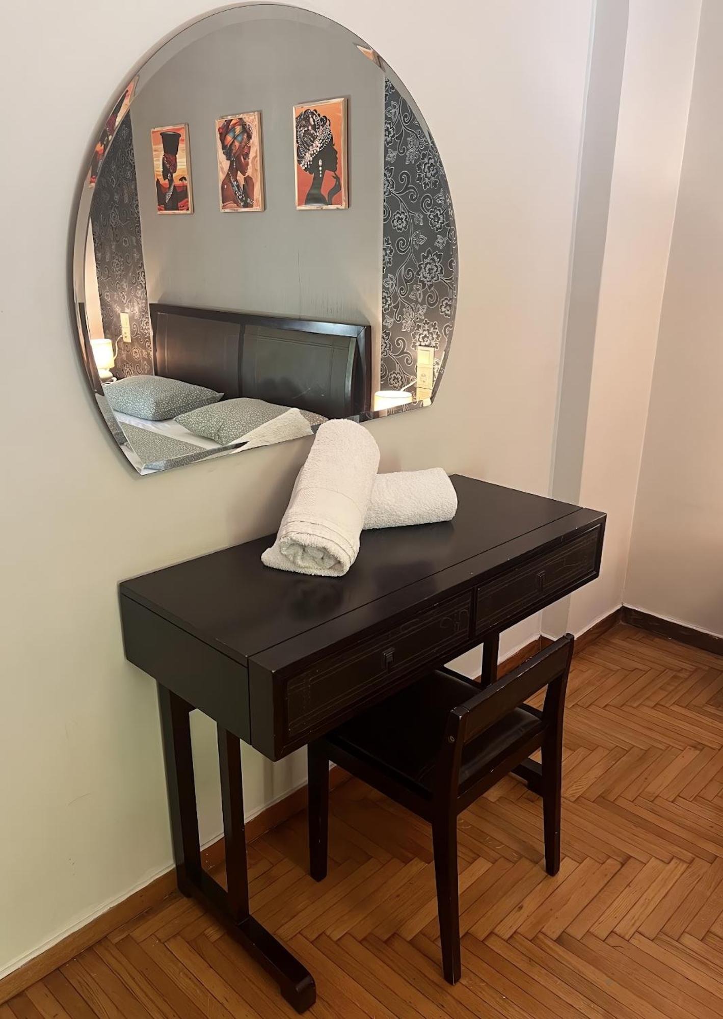 2 Bedrooms Center Apart Патра Экстерьер фото